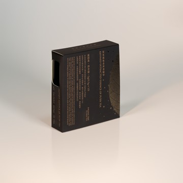 Eco-Friendly 350 White Cardstock Packaging with Gold Foil & Tactile Coating